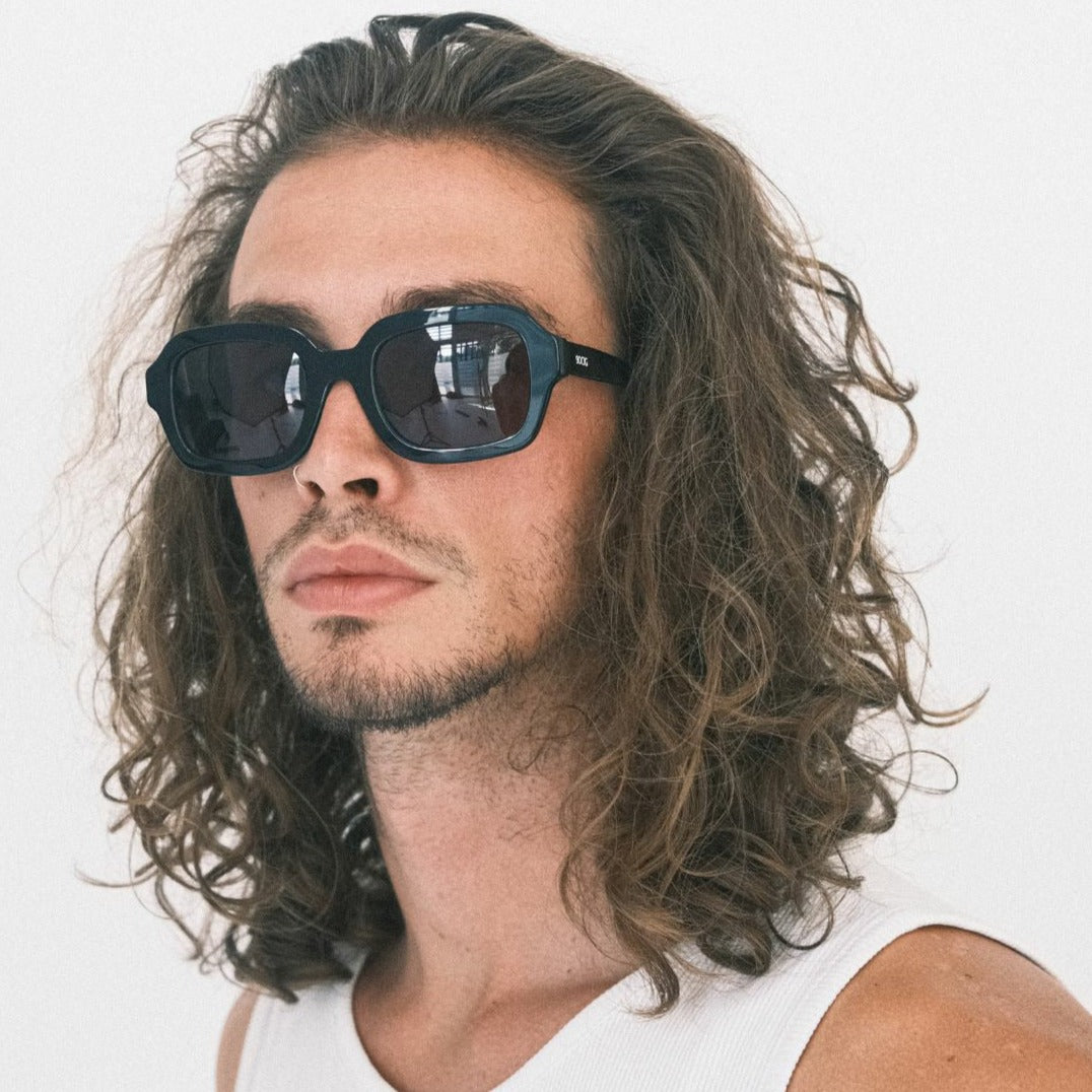 90CIG XXX02 Black/Black Unisex Sunglasses